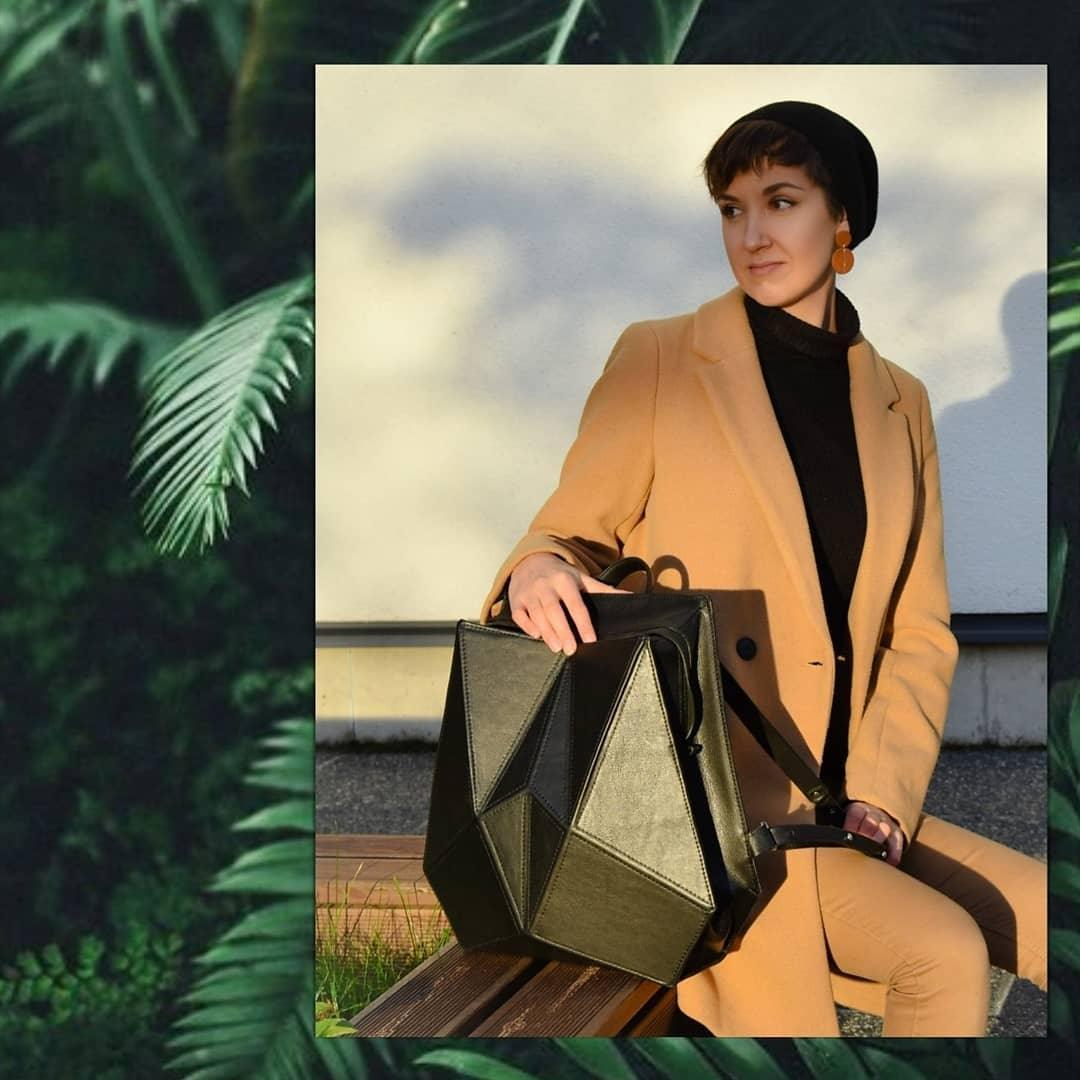 FACET backpack - Black - ROODS PROJECT