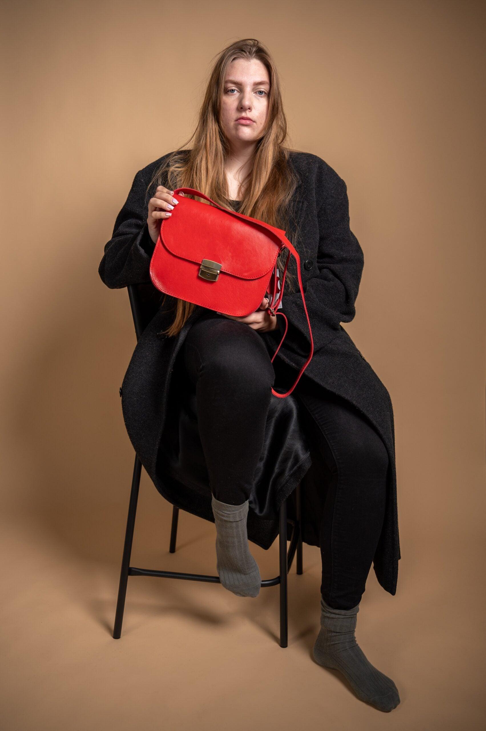 Natural Leather Saddle Bag Large – Red - ROODS PROJECT