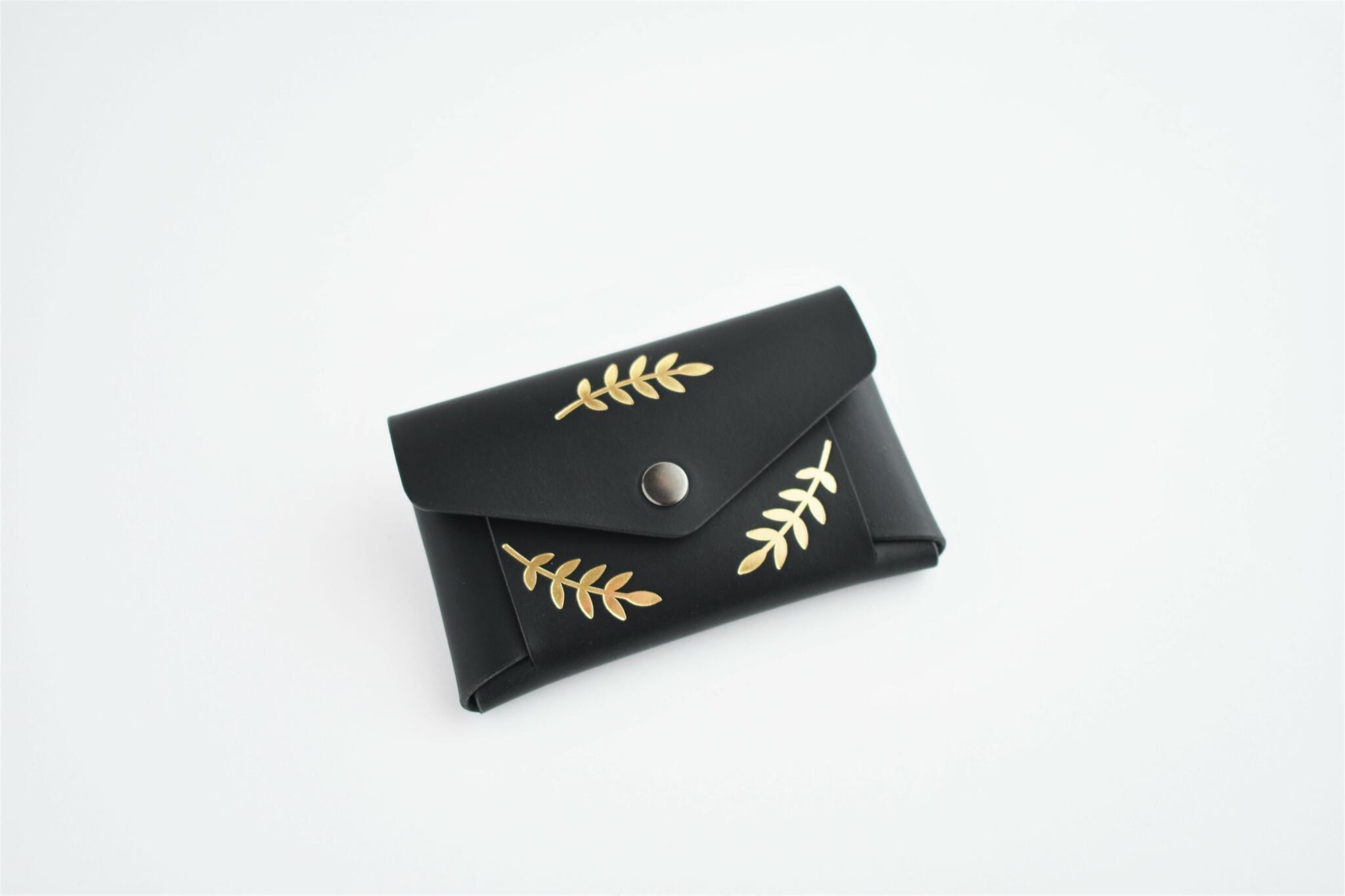 Cardholder Flora - Black - ROODS PROJECT