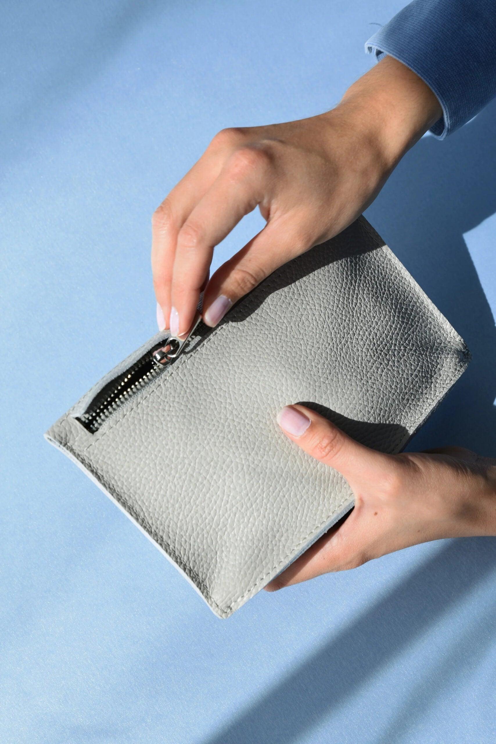 FACET Clutch - Light Grey - ROODS PROJECT