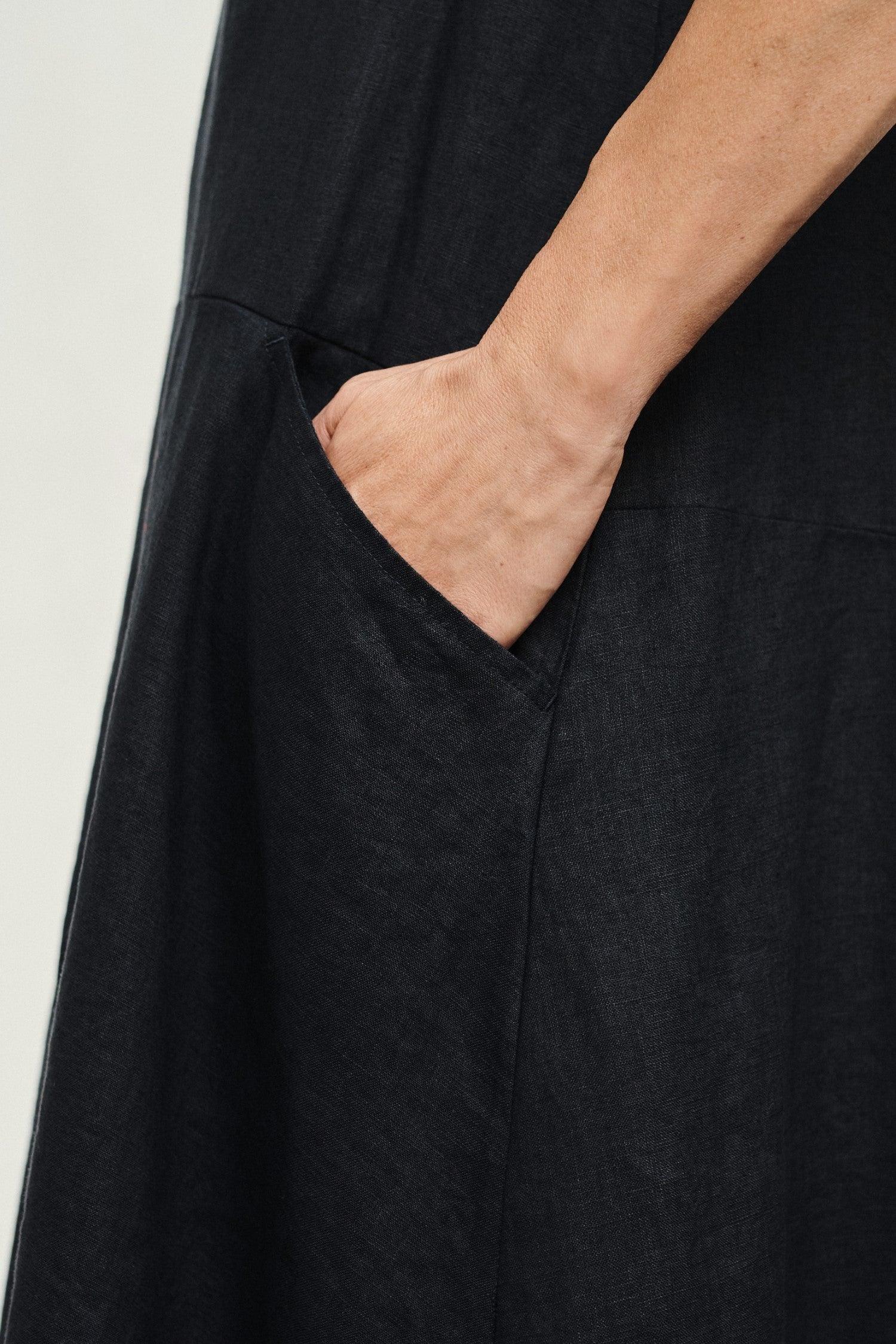 Linen Speedwell Dress - Black - ROODS PROJECT