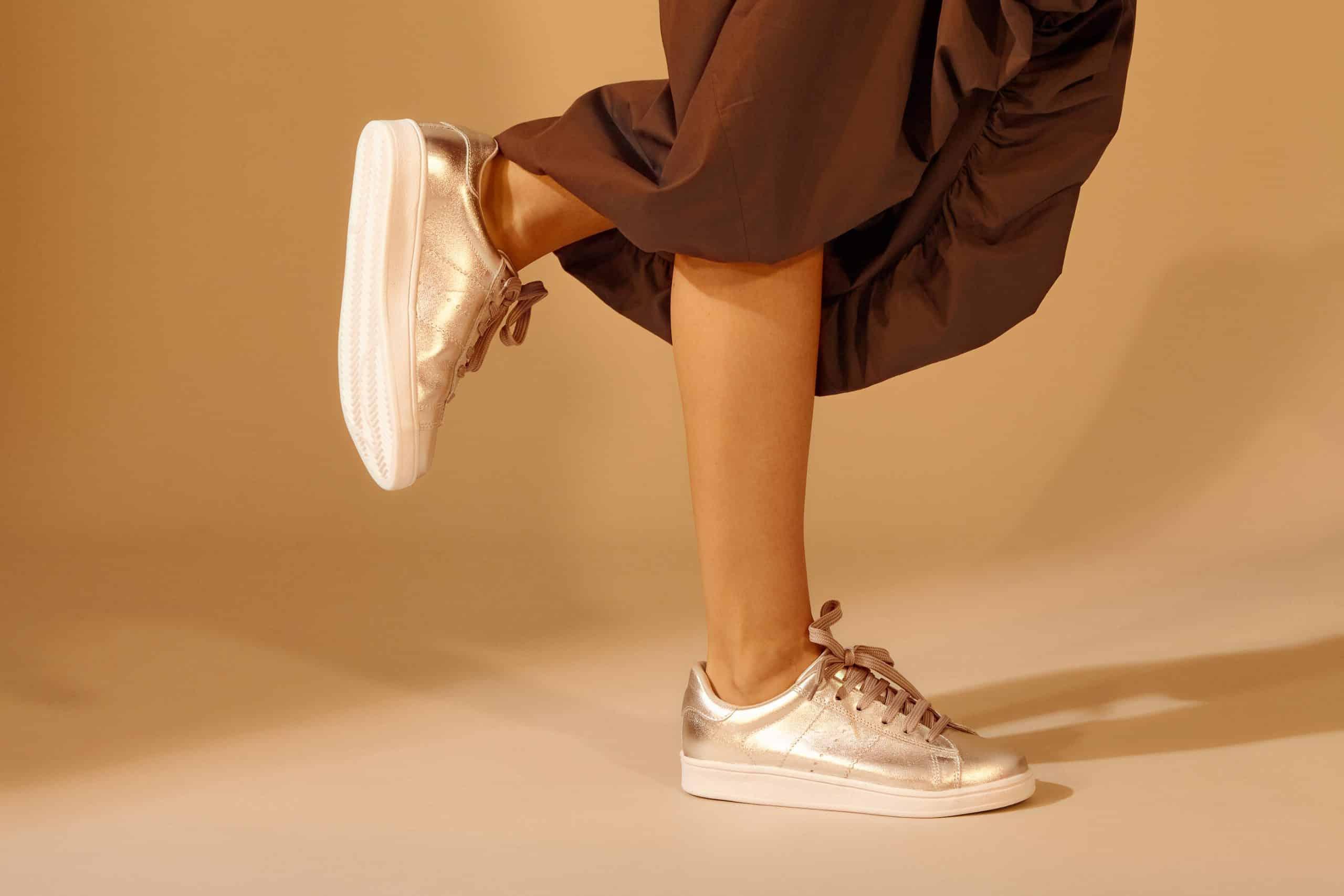 Women's Leather Sneakers - Metallic Golden - ROODS PROJECT