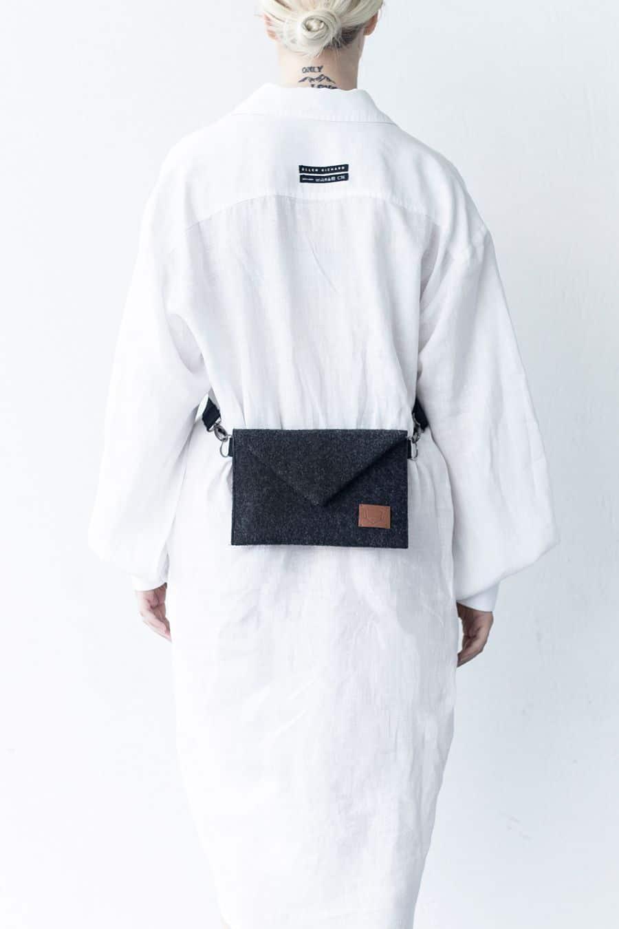 Skive-mini bag - Black - ROODS PROJECT