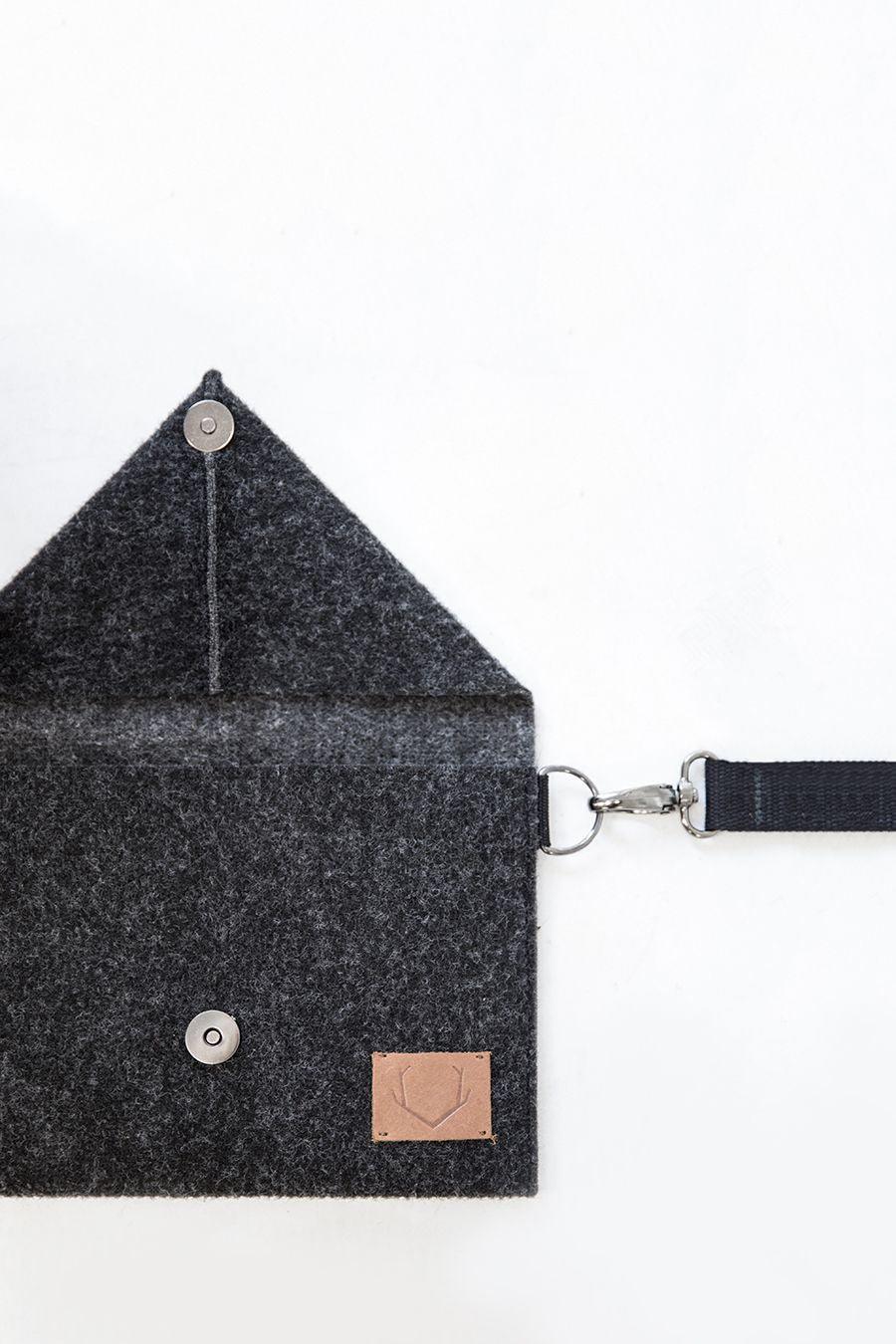 Skive-mini bag - Black - ROODS PROJECT