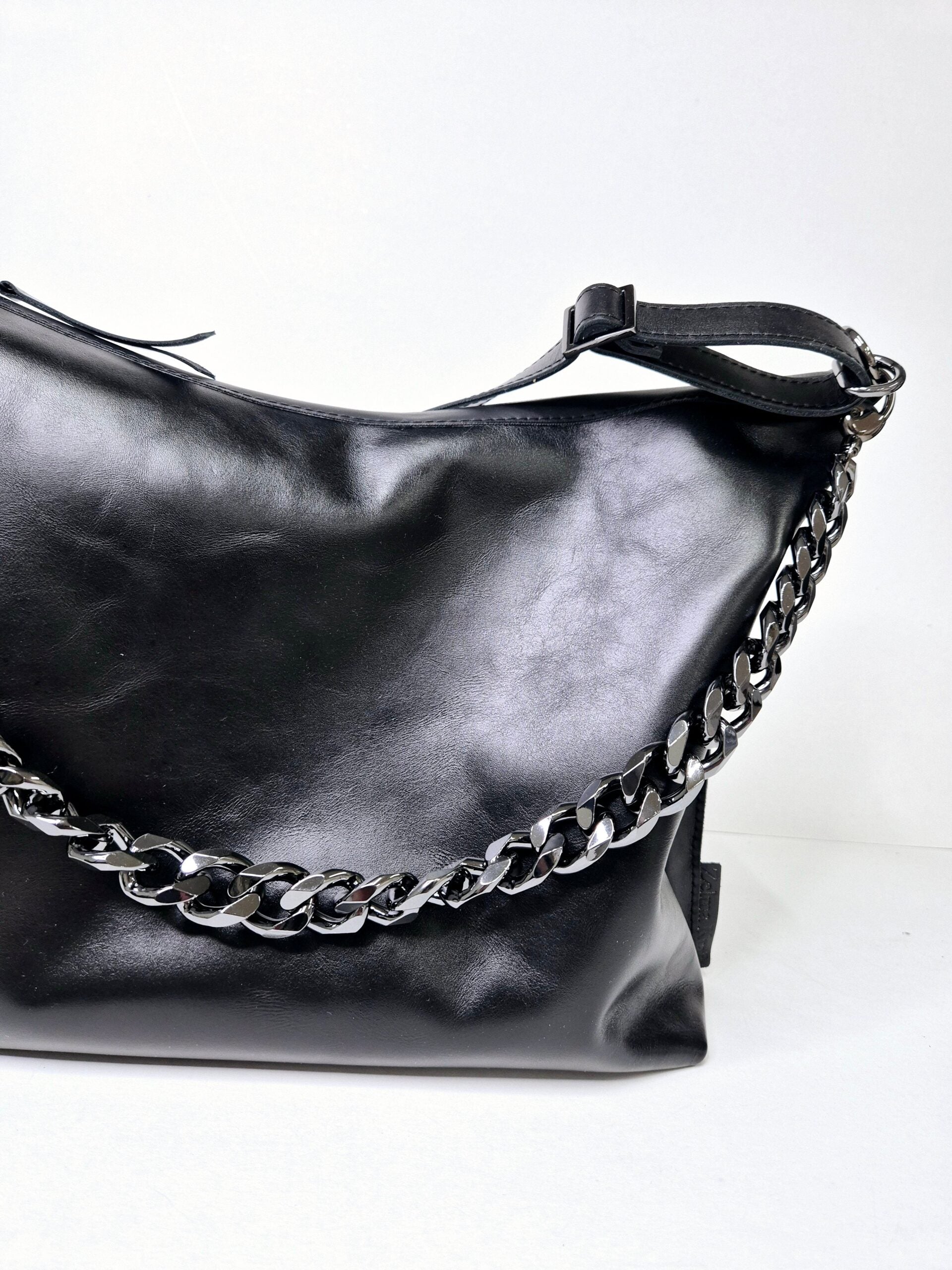 Black Leather Hobo Bag - Large - ROODS PROJECT