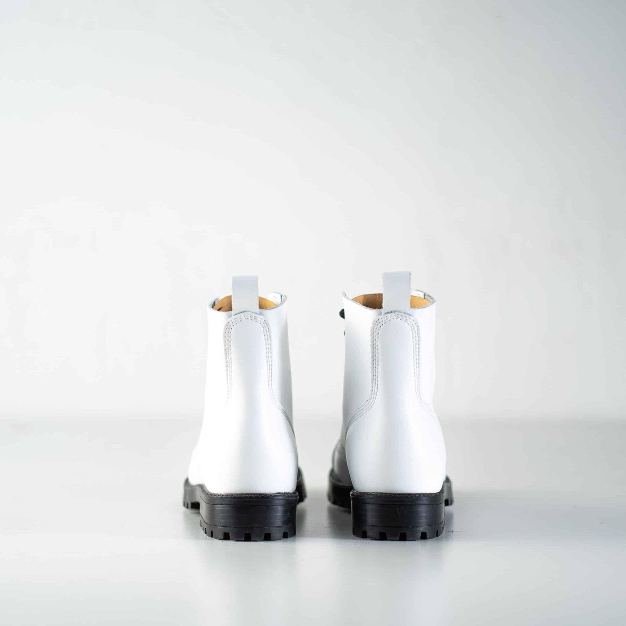 517 aka Aviator Boots - White - ROODS PROJECT