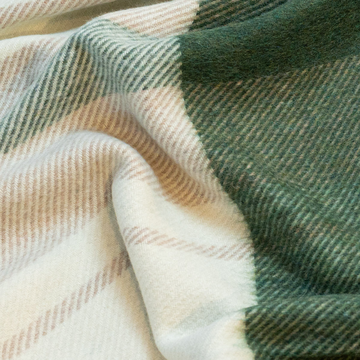 Natural Alpaca Wool Throw – Classic Tartan - ROODS PROJECT