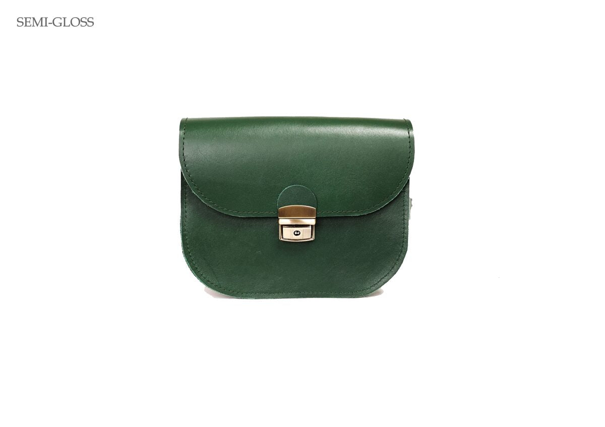 Natural Leather Saddle Bag Medium – Green - ROODS PROJECT