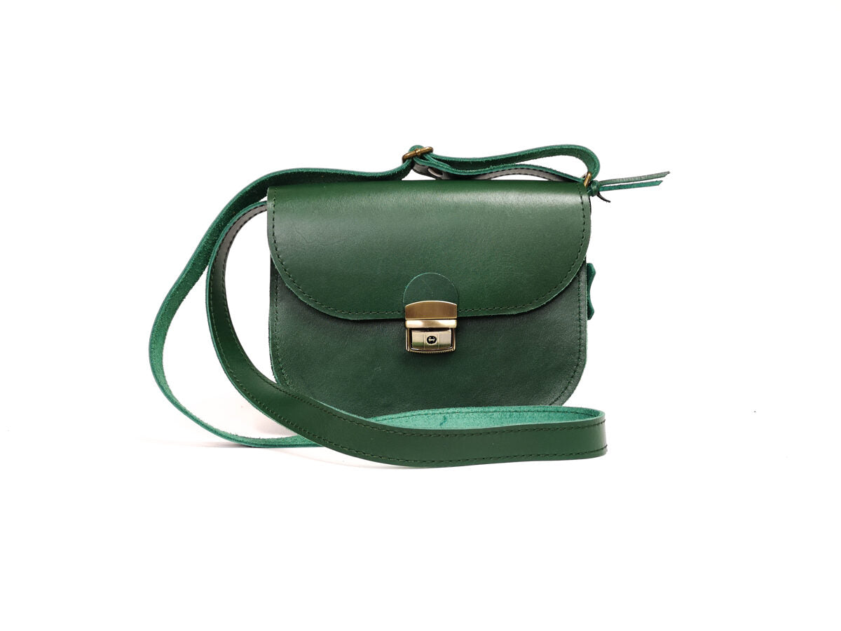 Natural Leather Saddle Bag Medium – Green - ROODS PROJECT