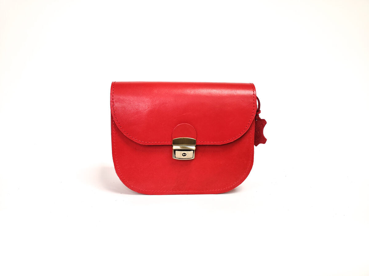 Natural Leather Saddle Bag Medium – Red - ROODS PROJECT