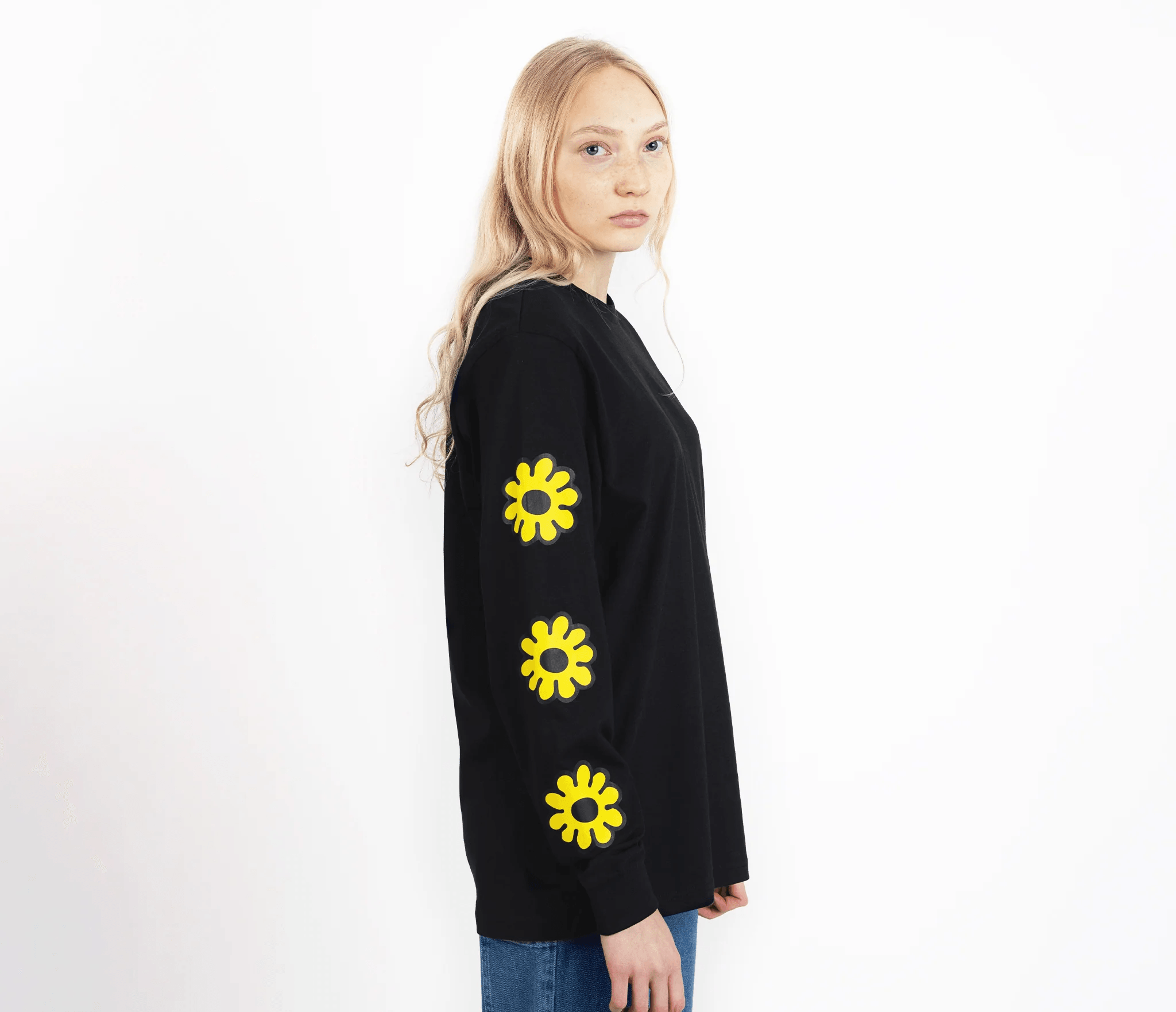 Moomintroll's Flower Longsleeve Shirt With Cuffrib Unisex - Black