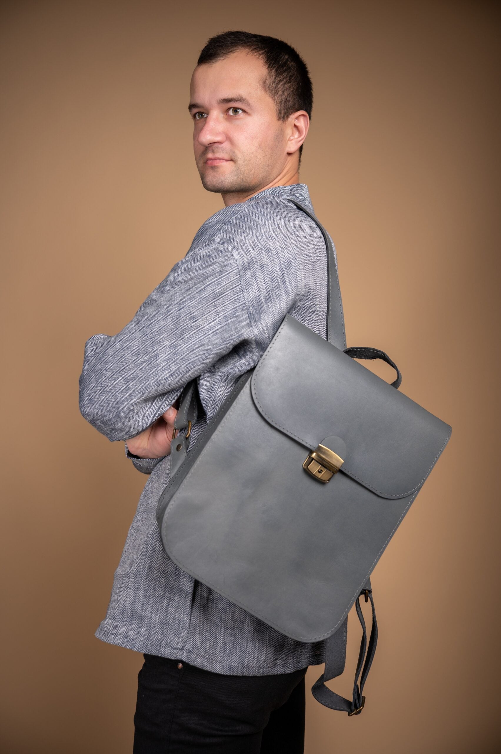 Natural Leather Saddle Backpack - Grey - ROODS PROJECT