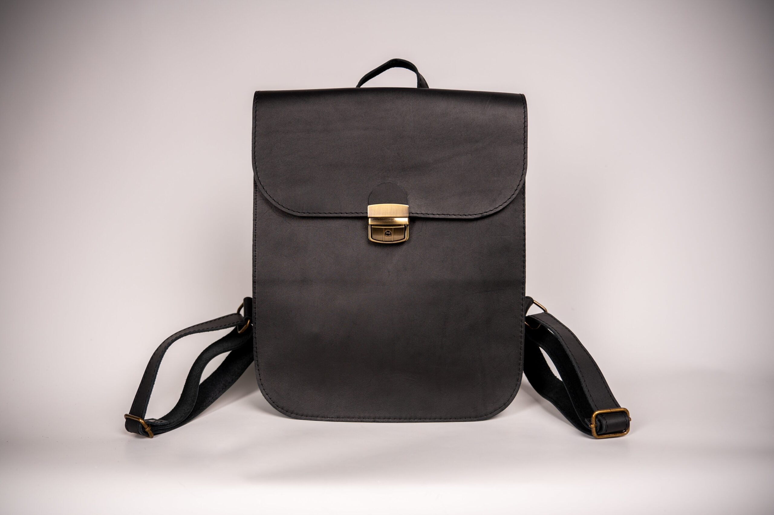 Natural Leather Saddle Backpack - Black - ROODS PROJECT