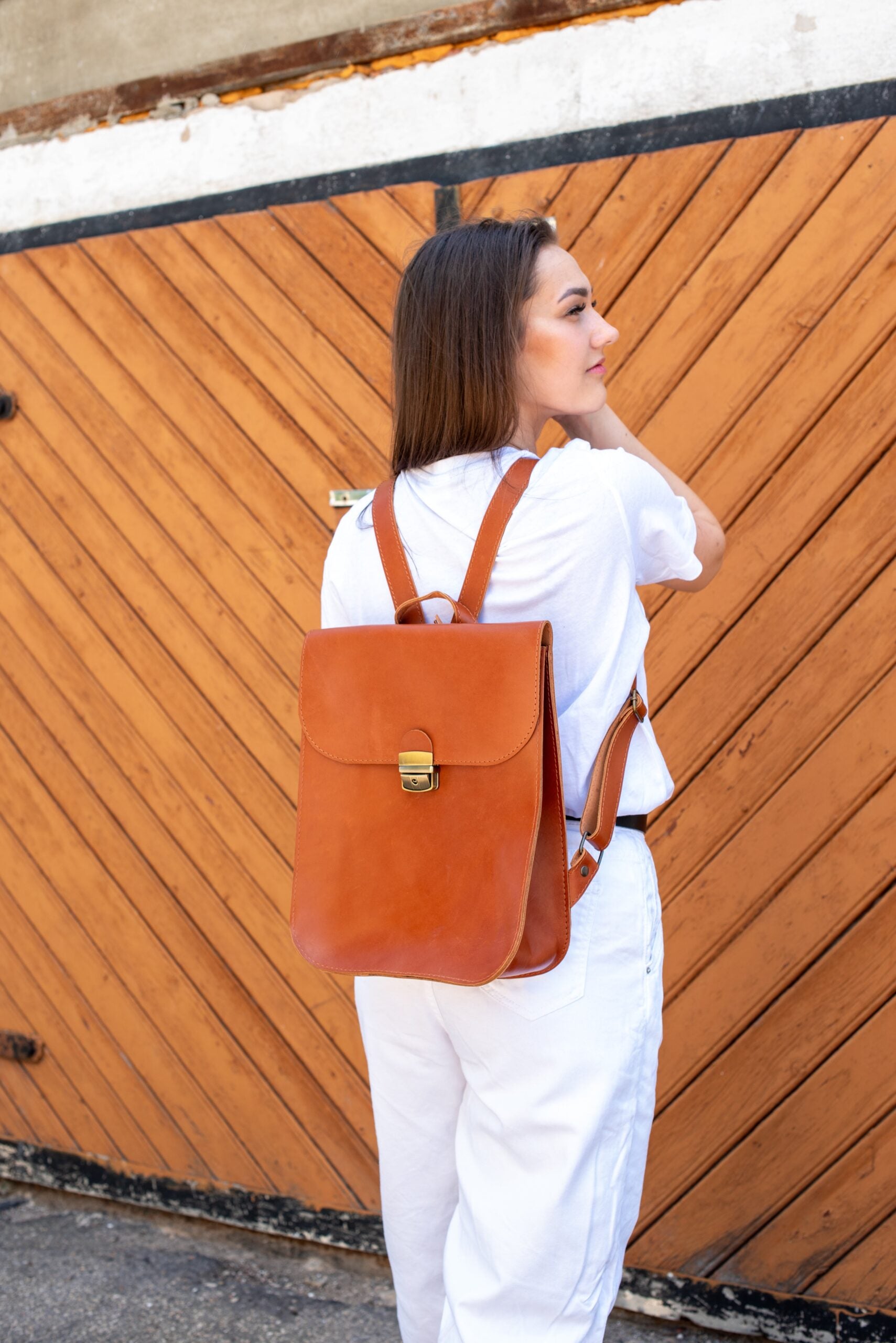 Natural Leather Saddle Backpack - Light Brown - ROODS PROJECT