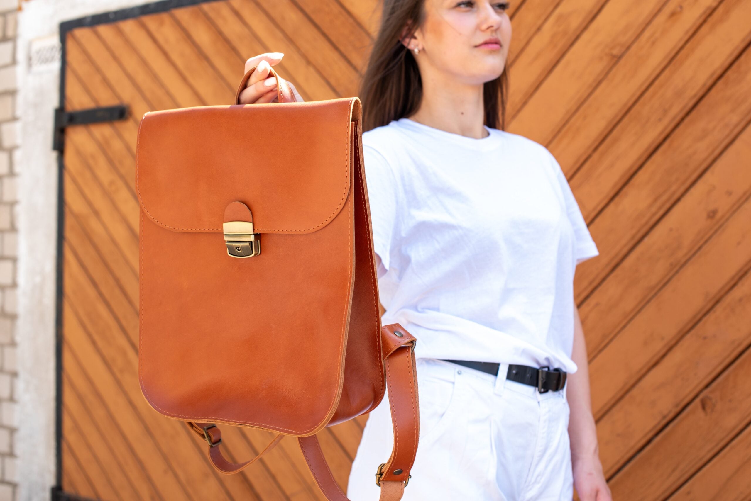 Natural Leather Saddle Backpack - Light Brown - ROODS PROJECT