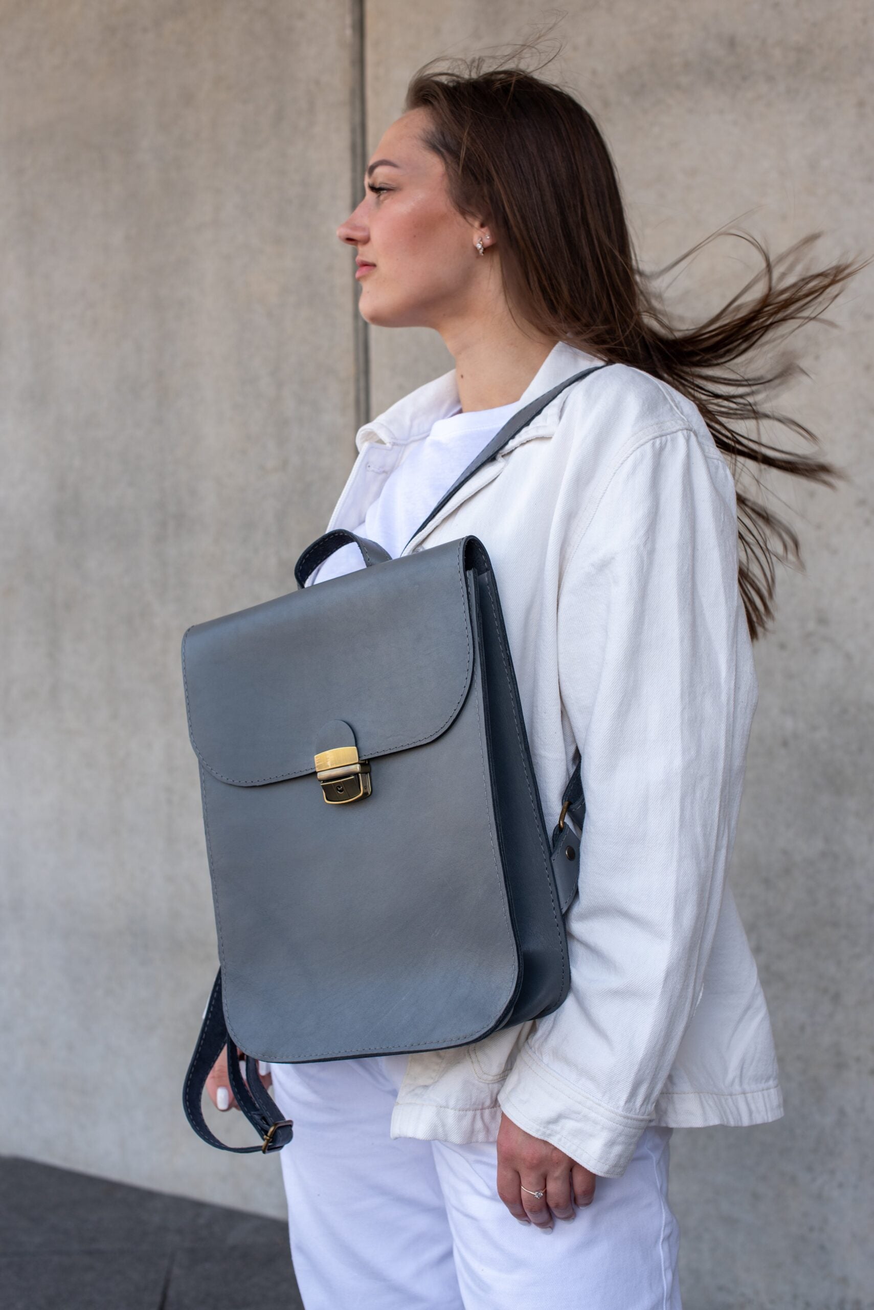 Natural Leather Saddle Backpack - Grey - ROODS PROJECT