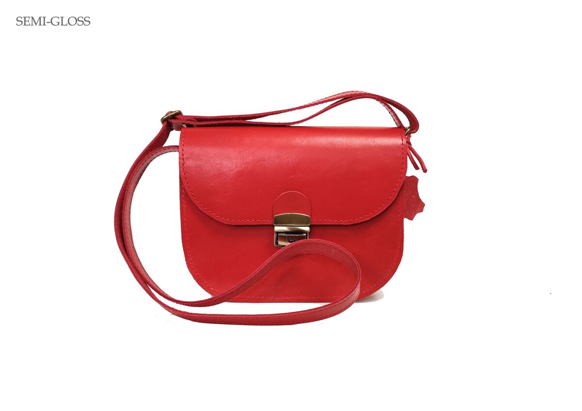 Natural Leather Saddle Bag Medium – Red - ROODS PROJECT