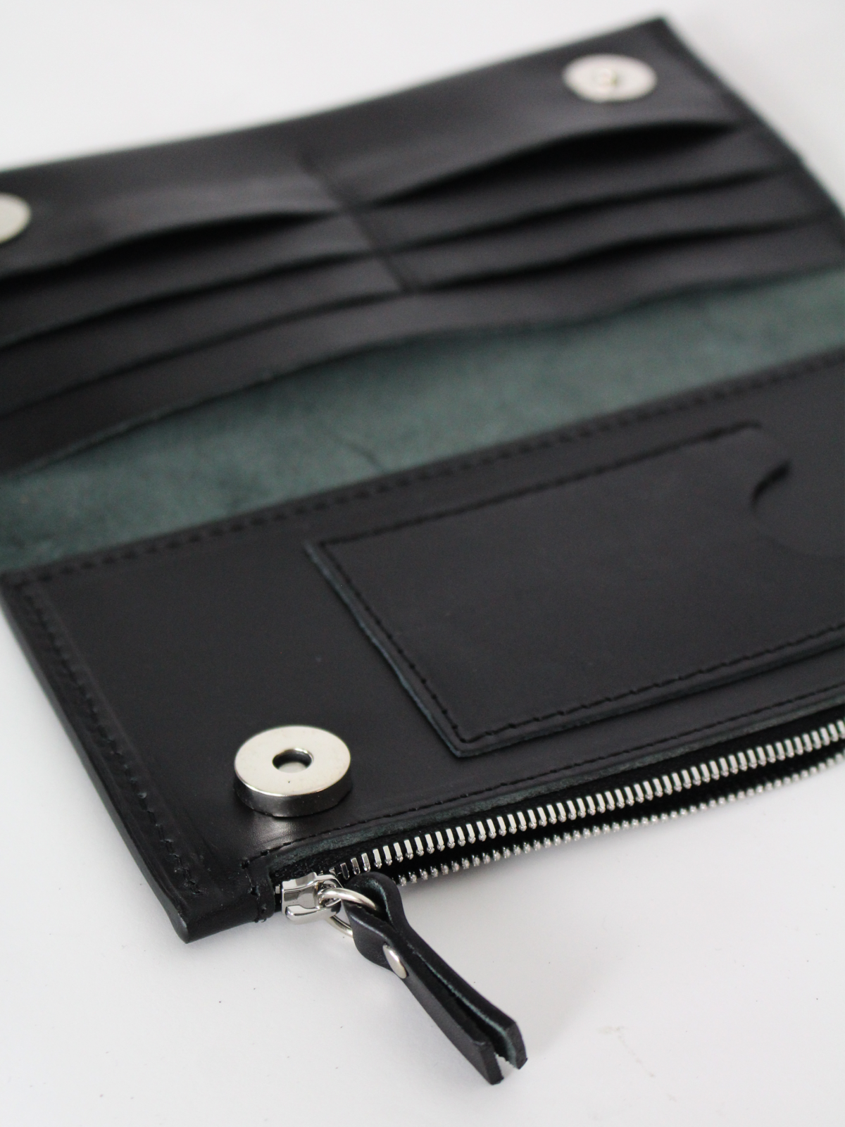 Classic Leather Wallet TAAL - Black - ROODS PROJECT