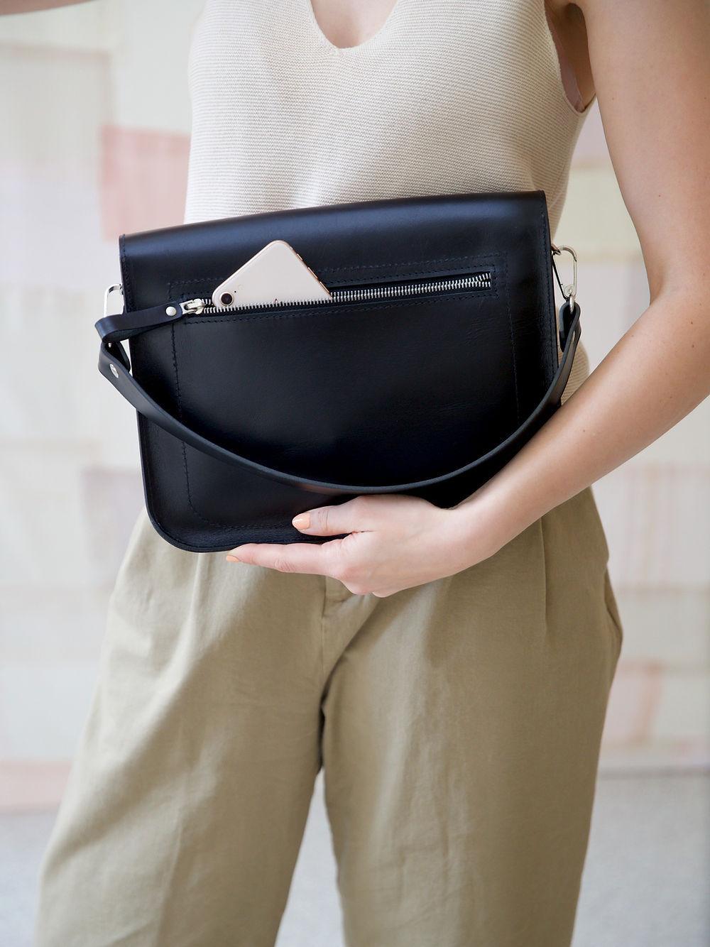 ASTORIA Handbag - Black - ROODS PROJECT