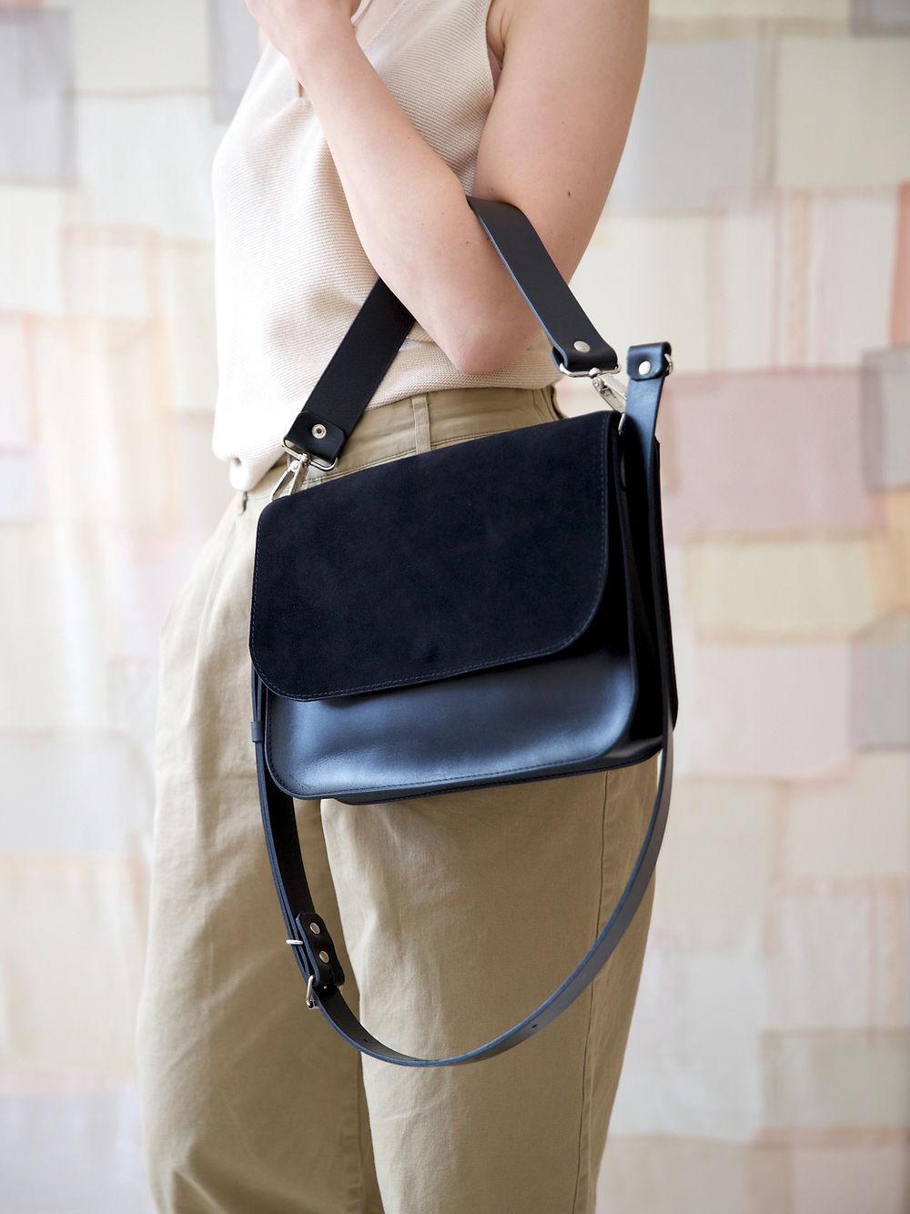 ASTORIA Handbag - Black Suede - ROODS PROJECT