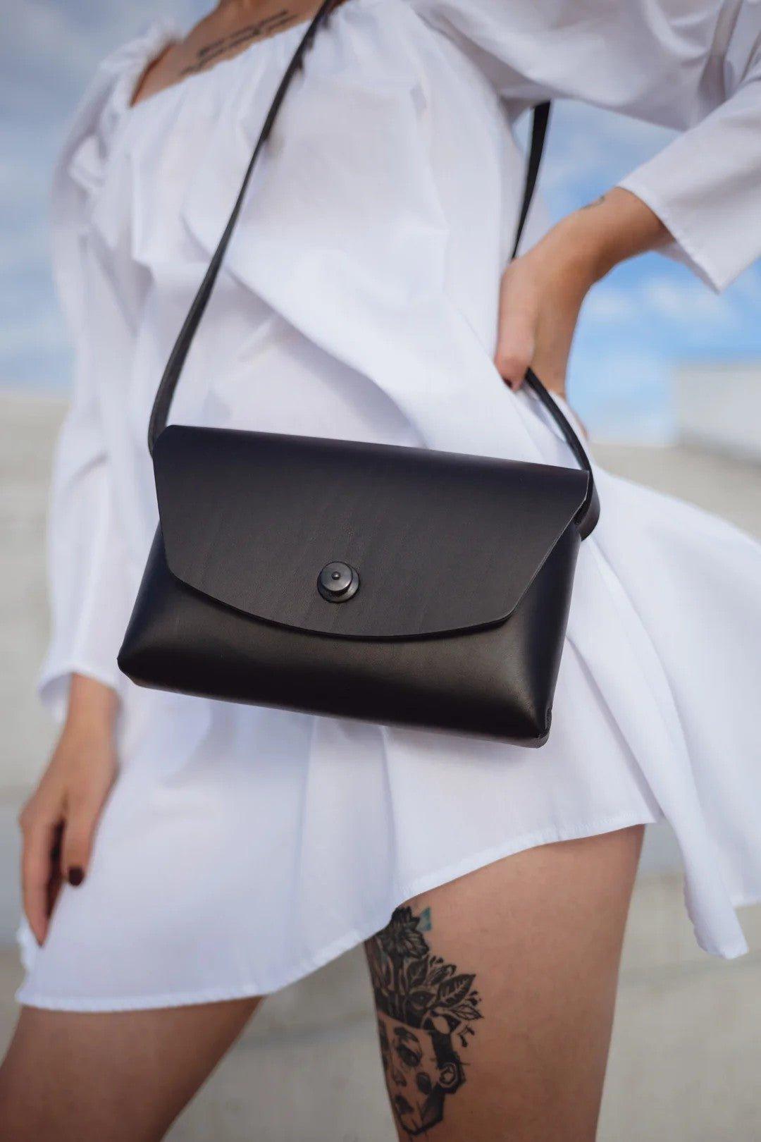 Clutch bag - Black - ROODS PROJECT