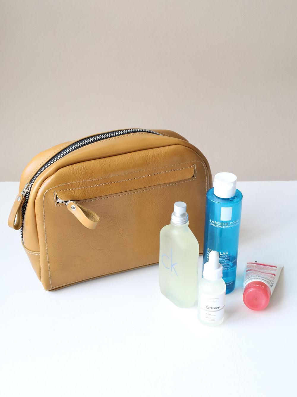 DOUGLAS Toiletry Bag - Mustard - ROODS PROJECT