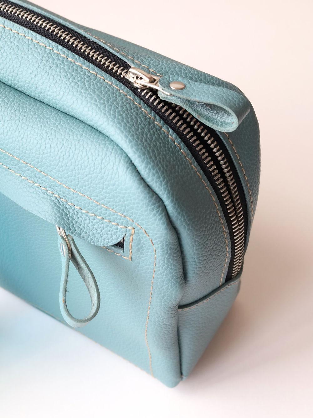 DOUGLAS Toiletry Bag - Turquoise - ROODS PROJECT