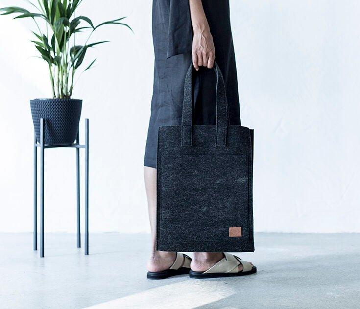 Hof Tote Bag - Black - ROODS PROJECT