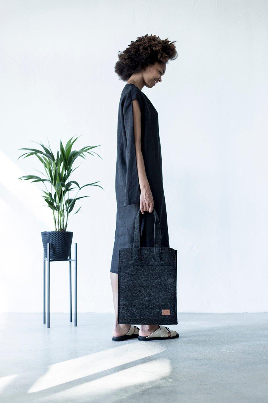 Hof Tote Bag - Black - ROODS PROJECT