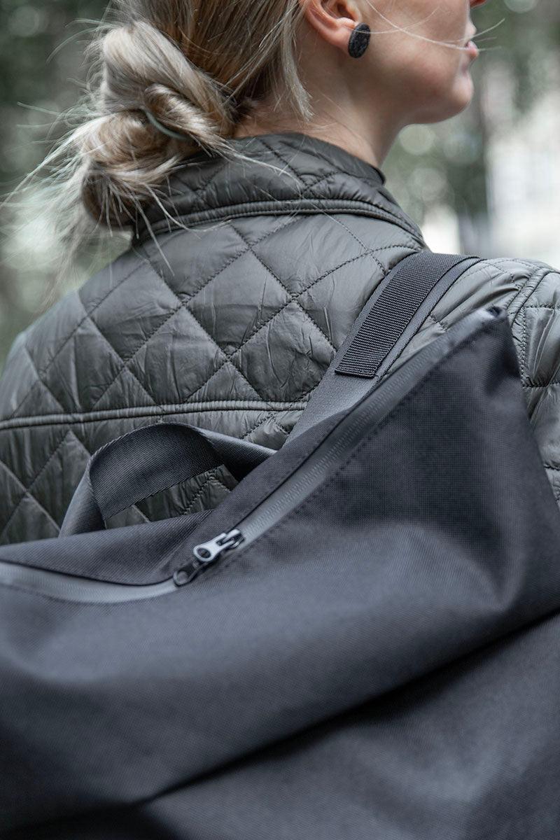 HØLAR Weatherproof Backpack - ROODS PROJECT