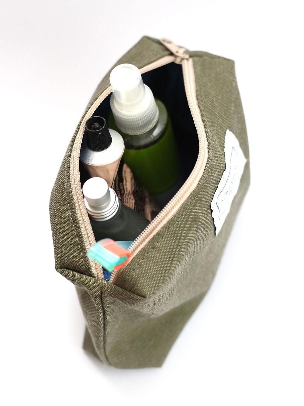 LORNA Makeup Bag - Army Green - ROODS PROJECT