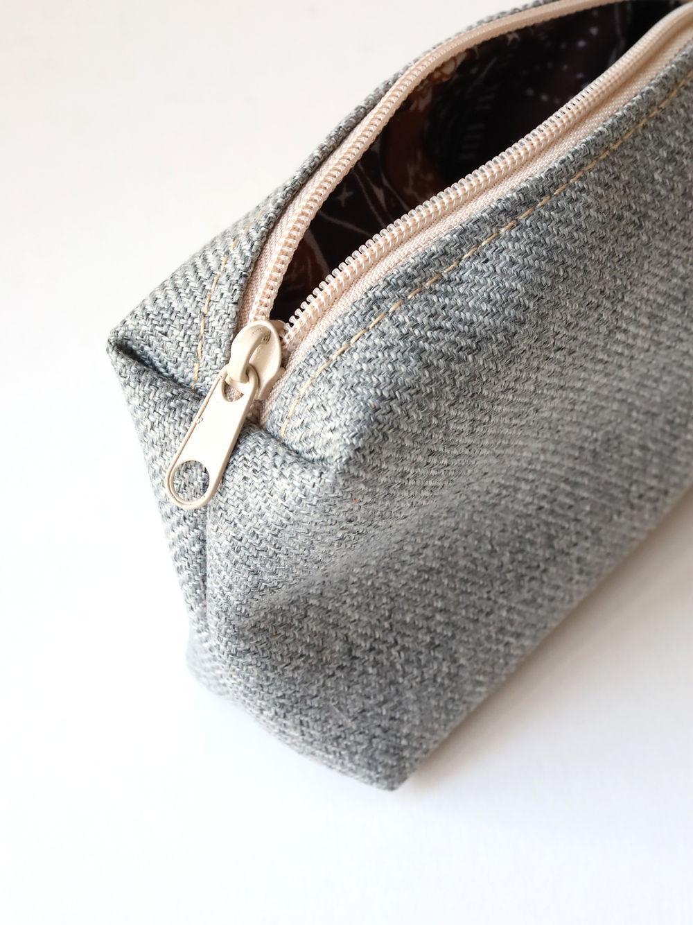 LORNA Makeup Bag - Grey - ROODS PROJECT